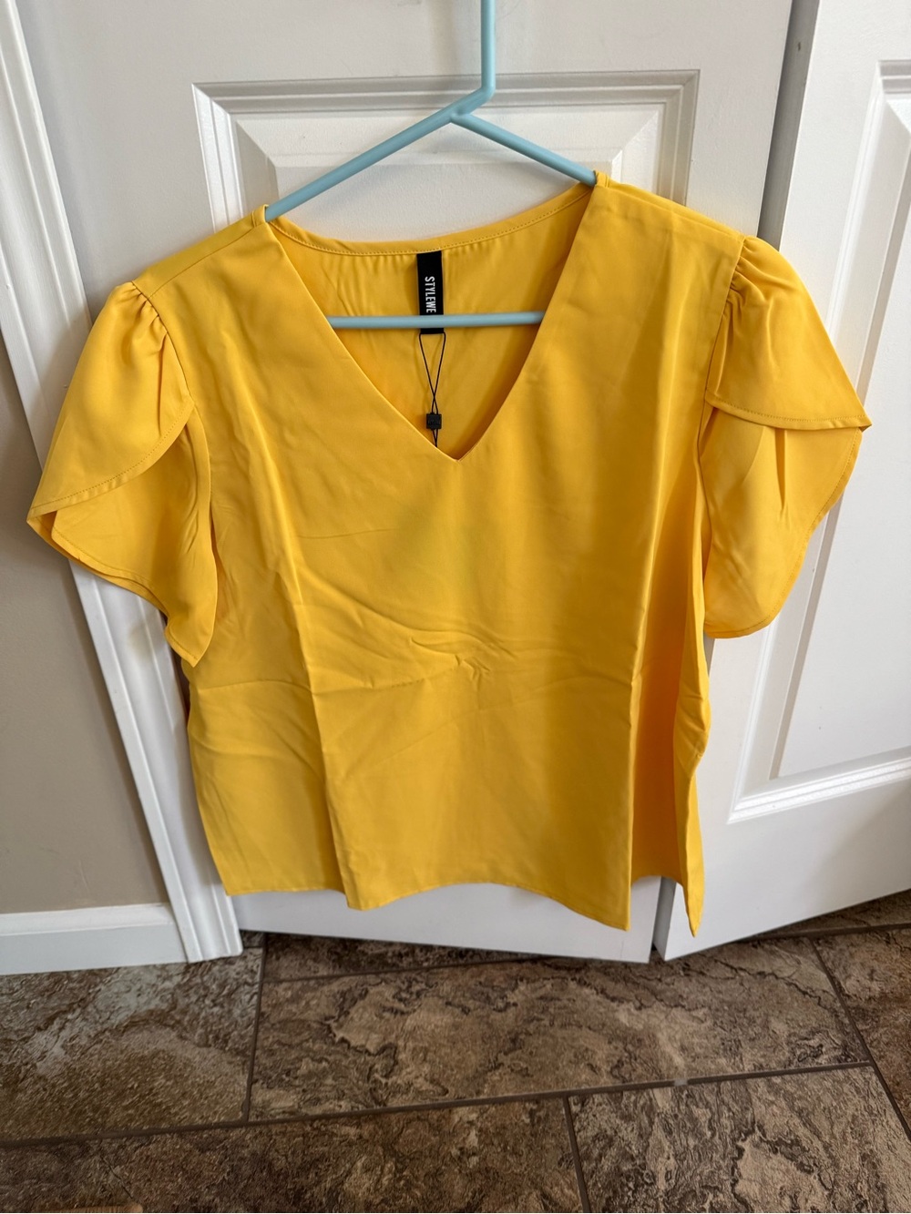 STYLEWE Yellow V-Neck Flutter Sleeve Blouse